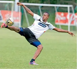  ?? FOTO JAIME PÉREZ ?? Juan Fernnado Caicedo, el que más suena en el Medellín, pero para ir a otro equipo. Su destino parece China.