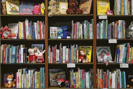  ?? Mark Mulligan / Houston Chronicle ?? The Blue Willow Bookshop on Memorial Drive is celebratin­g 20 years of business. It has an extensive children’s books section.