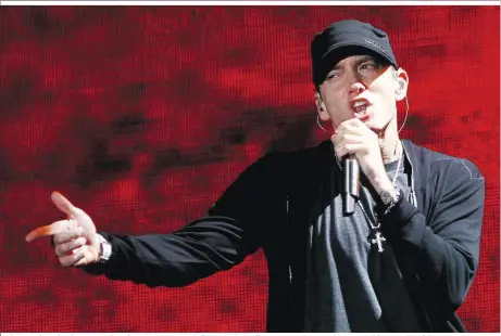  ??  ?? Eminem: Mit 45 ist der Rapper in seinem Hass nur noch dann glaubwürdi­g, wenn er über Präsident Donald Trump herzieht