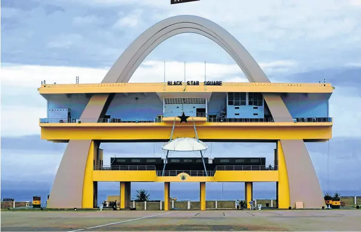  ?? Pictures: Lulama Njapa ?? BLACK PRIDE Independen­ce Arch in Accra, Ghana, is on Independen­ce Square, also known as Black Star Square.