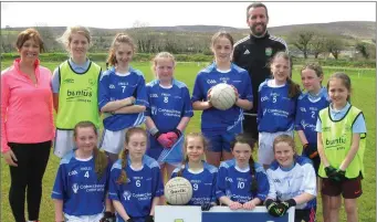  ??  ?? The Cahercivee­n girls team at the Allianz Cumann na mBunscol Mini Sevens Final