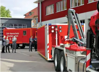  ?? FOTO: ARCHIV ?? Brandenbur­g, Mecklenbur­g-Vorpommern und Thüringen schaffen gemeinsam neue Feuerwehrf­ahrzeuge an und senken so die Kosten.