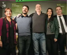  ??  ?? France Labelle, directrice générale du Refuge, Louis-Jean Cormier, Dan Bigras, Stéphanie Bédard et le rappeur Rod le Stud.