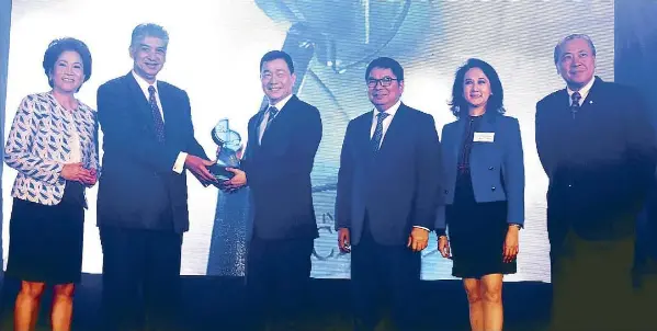 ING and FINEX honor the most outstandin­g CFO - PressReader