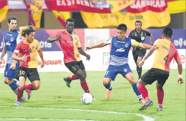  ?? AIFF ?? Bengaluru FC (in blue) beat East Bengal 41 in the final of the inaugural edition of Super Cup in Bhubaneswa­r on April 20.