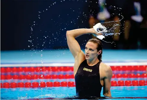  ?? Foto: dpa/Patrick B. Krämer ?? Katinka Hosszu nach ihrem Weltrekord über 400 m Lagen bei Olympia in Rio de Janeiro 2016