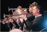  ??  ?? Die Trompeter der Big Band „Shake“an der Kreismusik­schule unter Leitung von Veith Kloeters.