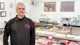  ?? Pictures: Phil Creighton ?? Rob Scott in the butchers that has opened in the farm shop at Hare Hatch Sheeplands