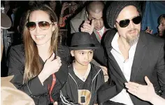  ??  ?? Familia. Maddox, El hijo de Brad y Angelina, no ha querido ver a su papá, porque se dice que fue violento con él.