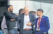  ?? REUTERS ?? Boris Johnson (centre) in the stands of The Oval during the England vs India Test match on Saturday.