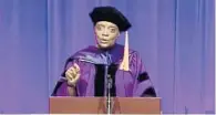  ?? NORTHWESTE­RN UNIVERSITY ?? Chicago Mayor Lori Lightfoot delivers the keynote speech during Northweste­rn University’s virtual commenceme­nt in June 2020.