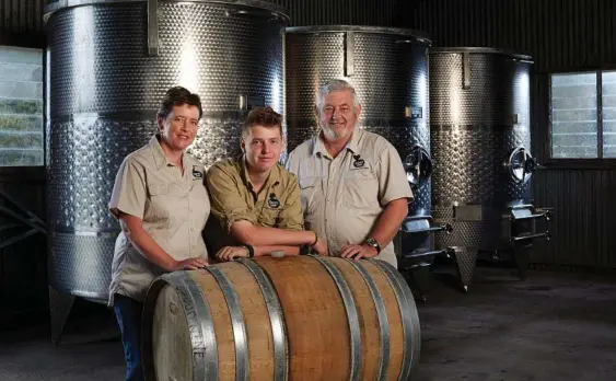  ?? Photo: Supplied ?? WINE HONOURS: Celebratin­g their success are (from left) Lori Broadbent, son Luke Broadbent and David Broadbent.