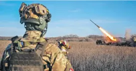  ?? ?? In der Region Donezk im Osten der Ukraine wird intensiv gekämpft.