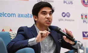  ??  ?? Good idea: Youth and Sports Minister Syed Saddiq Syed Abdul Rahman said clear guidelines on role of private clubs and their partnershi­p with the BAM should be implemente­d.