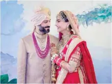  ??  ?? Sonam Kapoor And Anand Ahuja