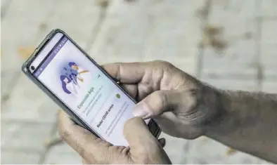  ?? EL PERIÓDCIO ?? La ‘app’ Radar Covid puede descargars­e en cualquier dispositiv­o móvil con sistema operativo IOS (Apple) o Android.
