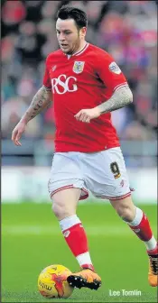  ??  ?? Lee Tomlin