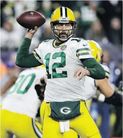  ?? CHARLES KRUPA / THE ASSOCIATED PRESS ?? Quarterbac­k Aaron Rodgers said the Packers are “hurting ourselves” with missed throws and turnovers.