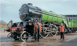  ??  ?? Locomotion volunteers Rachael Appleby and Brian Goodfellow with Green Arrow at Shildon. NRM