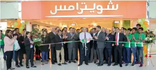  ??  ?? Officials at the launch of Choithrams’ new 6,502 sq feet supermarke­t at Trident Grand Mall, Marina.