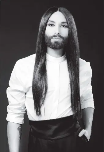  ??  ?? Wandelbar und schwer zu berechnen: Conchita präsentier­t ihr neues Album gemeinsam mit den Wiener Symphonike­rn am 20. Oktober im Konzerthau­s.