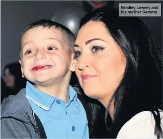 ??  ?? Bradley Lowery and his mother Gemma