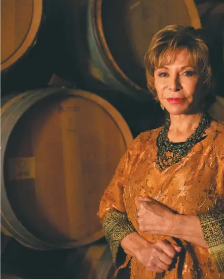  ?? / Cortesía: Lifetime ?? Isabel Allende asegura que no piensa en la oportunida­d de reescribir ninguno de sus relatos porque si lo hiciera tendría mucho por cambiar.