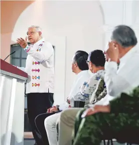  ?? CORTESÍA: PRESIDENCI­A ?? Desde Veracruz, el Presidente les dedicó varios minutos a los priistas