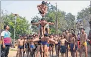  ?? RISHIKESH CHOUDHARY ?? Kids perform Malkhamb at the Kalyan fest.