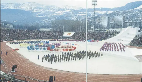  ?? FOTO: EFE ?? En 1984 Sarajevo acogió los Juegos de Invierno de la XIV Olimpiada, 46 años después podría volver a ser la capital de los deportes de invierno junto a la candidatur­a de los Pirineos 2030