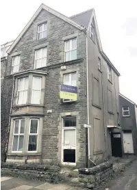  ??  ?? Former Porthcawl Town Council offices in Victoria Avenue