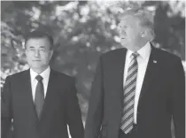  ??  ?? Les présidents sud-coréen, Moon Jae-in, et américain, Donald Trump, à la MaisonBlan­che.