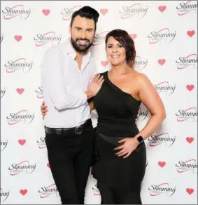  ??  ?? Slimming World Consultant Maria Delaney meets singer and presenter Rylan ClarkNeal.