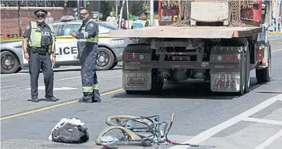  ?? LUCAS OLENIUK/TORONTO STAR FILE PHOTO ?? The publicatio­n of this photograph, after cyclist Dalia Chako died, was the subject of intense discussion­s among Star editors.