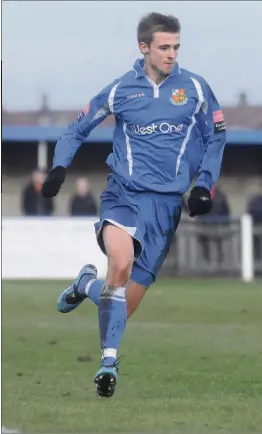  ??  ?? Billy Gibson has been signed from St Albans while (inset) Liam Gould arrives on loan from Accrington Stanley