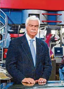  ??  ?? Germán Castro Caycedo también fue director de noticias en TV.