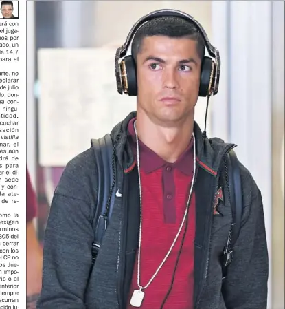  ??  ?? AISLADO. Cristiano, justo antes del partido en el que Portugal ganó a Rusia con un gol suyo.