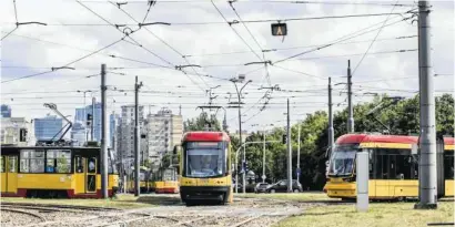  ??  ?? Na rondzie Babka spotykają się cztery linie tramwajowe. MJN proponuje 70 km nowych tras