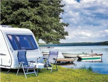  ?? FOTO: ISTOCK ?? Mehr als  Millionen Menschen verbringen  ihren Urlaub auf einem Campingpla­tz in Deutschlan­d.