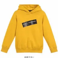  ??  ?? 连帽卫衣 / DOLCE & GABBANA 2103 元