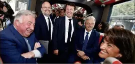  ?? (Photo D. Meiffret) ?? Gérard Larcher, Philippe Pradal (er adjoint au maire de Nice), Christian Estrosi, Louis Nègre, maire de Cagnes et la sénatrice Dominique Estrosi-Sassone.