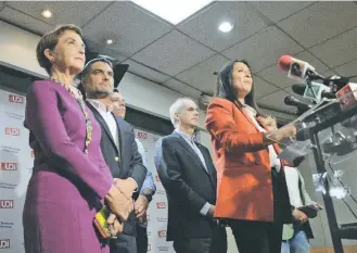  ?? / AGENCIAUNO ?? Peñaloza hizo el anuncio junto a los presidente­s de partidos de Chile Vamos.