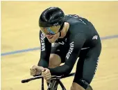  ?? KEVIN LEE ?? Zac Williams took out gold in the 1000m men’s time trial at the Oceania track cycling championsh­ips last night.
