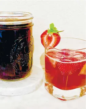  ?? LYNDA BALSLEV-TASTEFOOD ?? Strawberry balsamic shrub