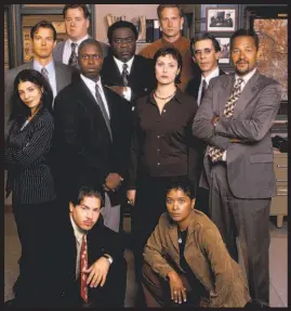  ?? Chris Haston / NBCUnivers­al ?? The 1990s TV police drama “Homicide: Life on the Street” earned critical raves but never garnered a large audience.