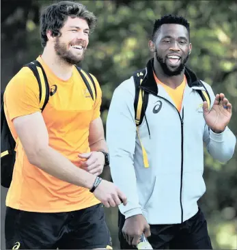  ?? PICTURE: BACKPAGEPI­X ?? HAPPIER THAN LAST YEAR: 2016 was a disaster for the Springboks but captain Warren Whiteley and Siya Kolisi are clearly chuffed about the improvemen­t this season ahead of today’s Test with France at Ellis Park.