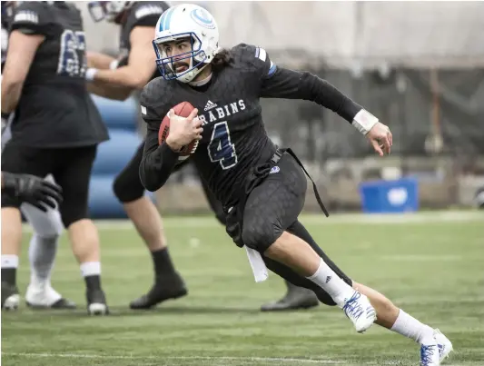  ?? PHOTO D’ARCHIVES ?? Le pivot des Carabins, Samuel Caron, assure que la défaite 22 à 0 contre le Rouge et Or ne l’a pas traumatisé et que la formation de l’Université de Montréal a fait le travail nécessaire pour ne plus revivre pareille mauvaise expérience.