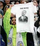  ??  ?? THE BOSS: A Leicester fan pays tribute during Friday’s win over Southampto­n