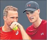  ??  ?? Jamie Murray (right) with doubles partner Bruno Soares