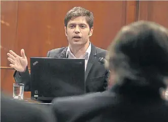  ?? DYN/TONY GÓMEZ ?? Por la misma línea. El ministro de Economía Axel Kicillof, el miércoles.